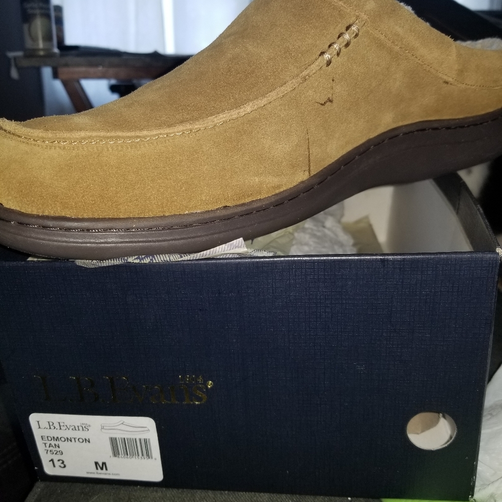 L.B. Evans Men's Slippers 13M